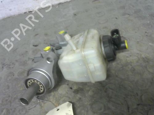 Used Brake master cylinder DACIA DUSTER (HS_) 1.5 dCi (HSAJ) (90 hp) 9382986