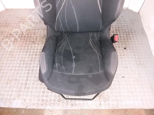 Used Right front seat PEUGEOT 208 I (CA_, CC_) 1.4 HDi (68 hp) 9379618