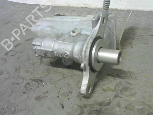 Used Brake master cylinder RENAULT CLIO IV (BH_) 1.5 dCi 90 (90 hp) 9380311