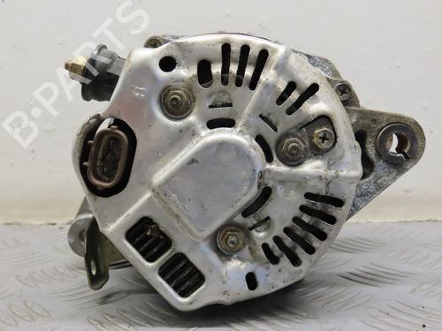 Used Alternator Alternator TOYOTA YARIS (_P1_) 1.0 (SCP10_, SCP10R) (68 hp) 19639167 19639167