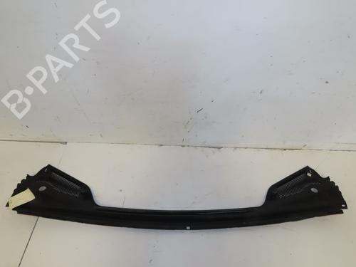 Griglia sotto parabrezza Griglia sotto parabrezza CITROËN C4 II (NC_) 1.6 BlueHDi 100 (99 hp) 34229228 34229228