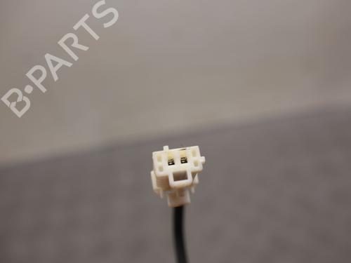 Engache cinturón Engache cinturón PEUGEOT 308 II (LB_, LP_, LW_, LH_, L3_) 1.6 THP 125 (125 hp) 33893970 33893970