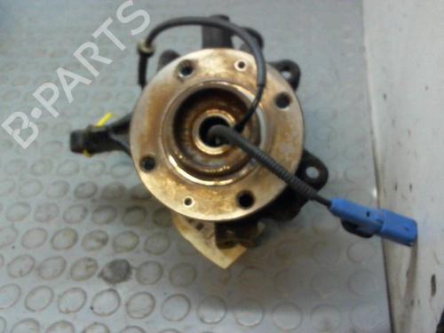 Used Left front steering knuckle PEUGEOT 2008 I (CU_) 1.2 VTi (82 hp) 14883750