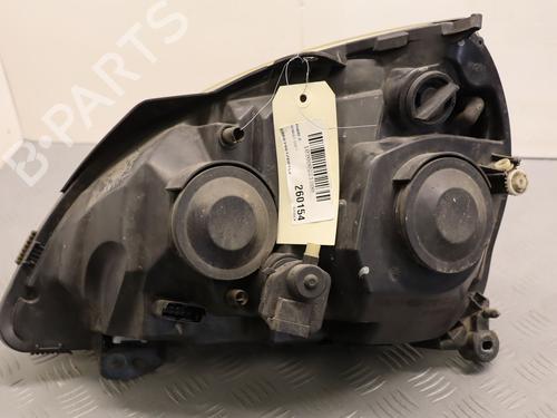 Used Right headlight Right headlight RENAULT CLIO II (BB_, CB_) 1.2 (BB0A, BB0F, BB10, BB1K, BB28, BB2D, BB2H, CB0A,... (58 hp) 34426646 34426646