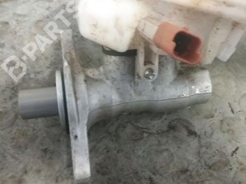Brake master cylinder PEUGEOT 208 I (CA_, CC_) 1.6 HDi / BlueHDi 75 | BP9382983M77