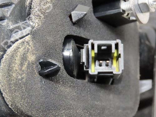 Used Left tailgate light PEUGEOT 2008 I (CU_) 1.5 BlueHDI 100 (102 hp) 30365945