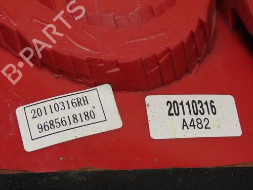 Used Right taillight PEUGEOT 206+ (2L_, 2M_) 1.4 i (73 hp) 23851690