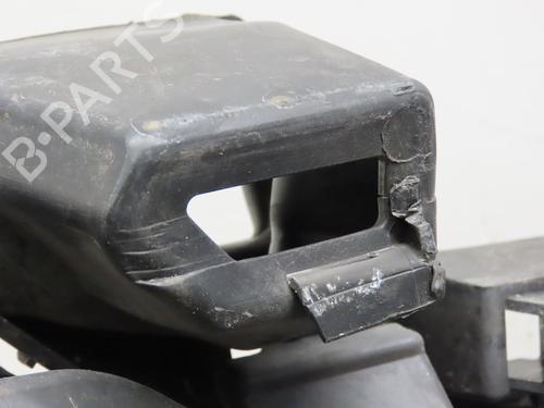 Used Grille RENAULT CLIO IV (BH_) 1.2 16V (73 hp) 29757720