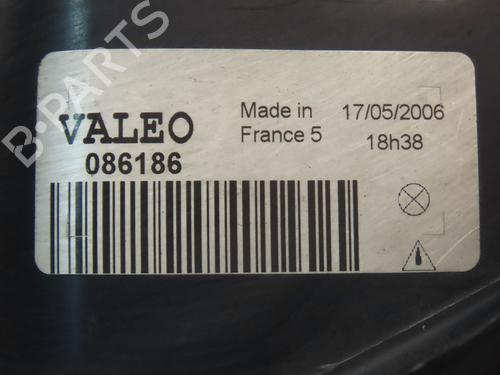 Left headlight PEUGEOT 106 II (1A_, 1C_) 1.4 i | BP24231880C28 