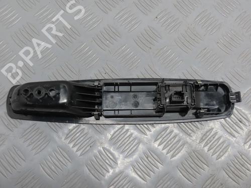 Used Switch RENAULT SCÉNIC III (JZ0/1_) 1.9 dCi (JZ0J, JZ1J, JZ1K, JZ1S) (131 hp) 17780702