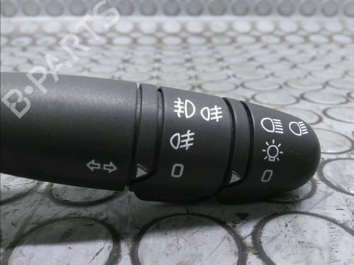 Used Headlight switch RENAULT CLIO II (BB_, CB_) 1.5 dCi (B/CB3M) (64 hp) 17779570