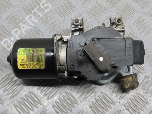 Used Front wiper motor RENAULT KANGOO Express (FW0/1_) 1.5 dCi 85 (FW0K, FW0L, FW0B) (86 hp) 23647265