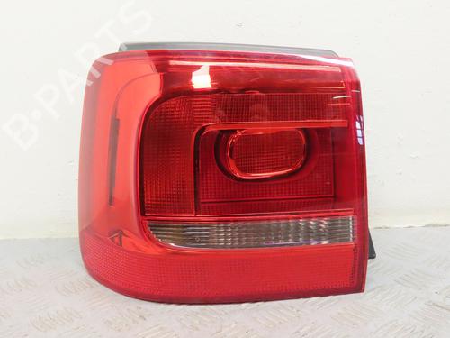 Used Left taillight VW TOURAN (1T3) 1.6 TDI (105 hp) 18076770