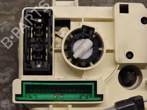 Used Climate control Climate control RENAULT CLIO II (BB_, CB_) 1.2 (BB0A, BB0F, BB10, BB1K, BB28, BB2D, BB2H, CB0A,... (58 hp) 17779539 17779539