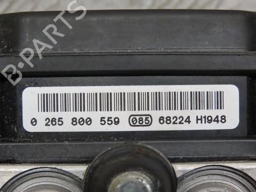 Used ABS pump RENAULT CLIO III (BR0/1, CR0/1) 1.6 16V (BR05, BR0B, BR0Y, BR15, BR1J, BR1M, BR1Y, CR0B,... (112 hp) 24575901