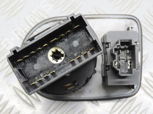 Used Headlight switch SEAT IBIZA IV (6J5, 6P1) 1.2 (60 hp) 20217807
