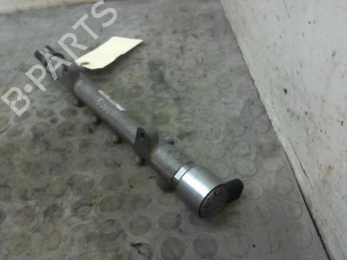 Used Injection rail MERCEDES-BENZ CLA Coupe (C117) CLA 200 CDI (117.301) (136 hp) 9378140