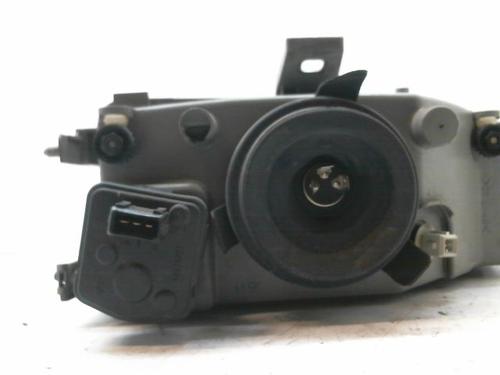 Used Left headlight FIAT PUNTO (176_) 60 1.2 (176AP, 176AR, 176AQ, 176BB) (60 hp) 23155683