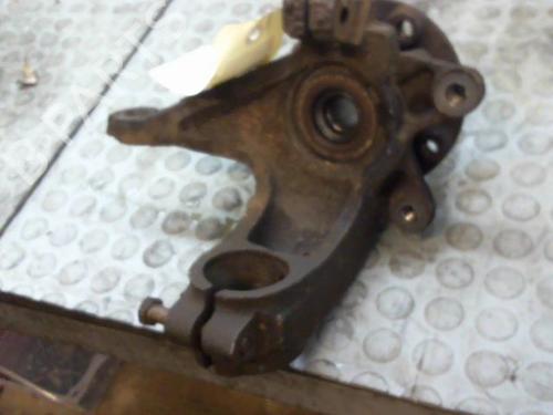 Used Left front steering knuckle CITROËN XSARA (N1) 1.4 i (75 hp) 14883786