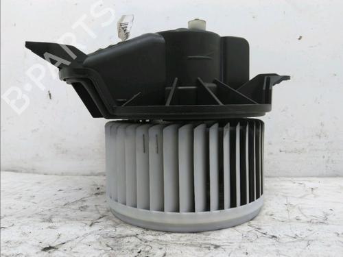 Used Heater blower motor OPEL CORSA D (S07) 1.4 (L08, L68) (100 hp) 17777086