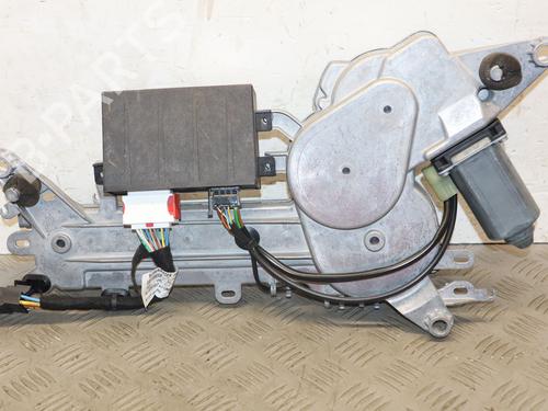 electronic-module-peugeot-508-sw-i-8e_-2010-2011-2012-2013-2014-2015-2016-2017-2018-37675606 main image