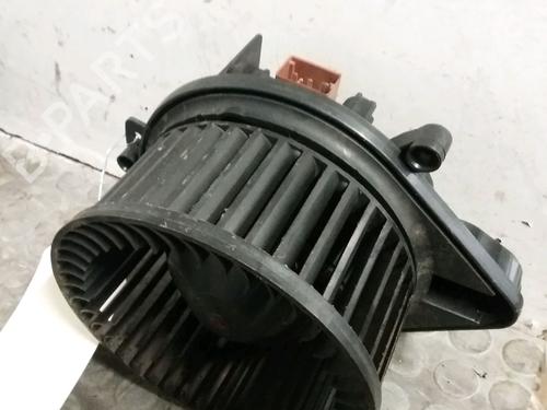 Varmeblæser AUDI A4 B7 Avant (8ED) 2.0 TDI 16V (140 hp) 9382062
