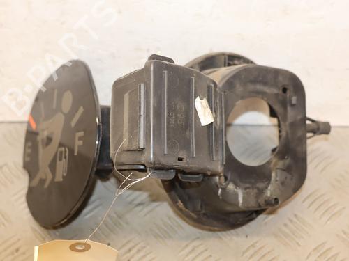 fuel-flap-renault-megane-iii-coupe-dz01_-2008-2009-2010-2011-2012-2013-2014-2015-2016-37874351 main image