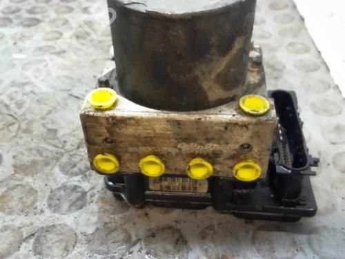 Used ABS pump HYUNDAI GETZ (TB) 1.5 CRDi (82 hp) 9381737