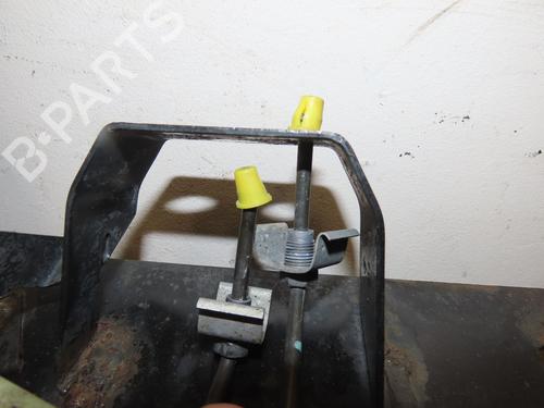 Rear axle RENAULT CLIO IV Grandtour (KH_) 1.5 dCi 90 (KHN3, KHN4) | BP25586378M2 