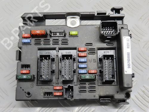 Used Fuse box PEUGEOT 206+ (2L_, 2M_) 1.4 i (2LKFWA, 2MKFWA) (75 hp) 17776535