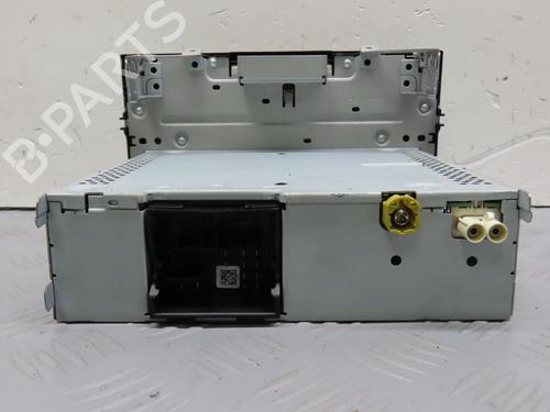 Used Radio SEAT LEON (5F1) 2.0 TDI (150 hp) 31030559