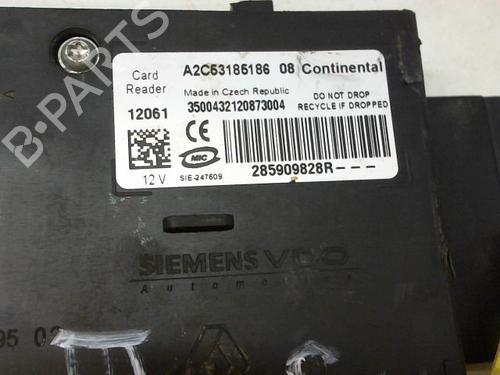 Card reader RENAULT MEGANE III Hatchback (BZ0/1_, B3_) 1.6 16V Hi-Flex (BZ03) | BP9384675E4 