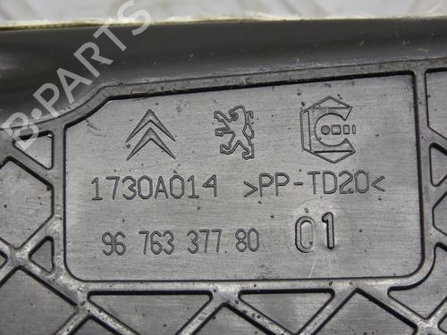 AdBlue-Tank für PEUGEOT 4008 1.6 HDi AWC (114 hp) 31275897