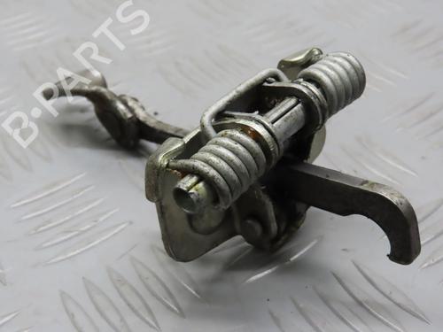 Used Hinge/Door check strap DACIA DUSTER (HS_) 1.5 dCi (HSMC) (107 hp) 31030605