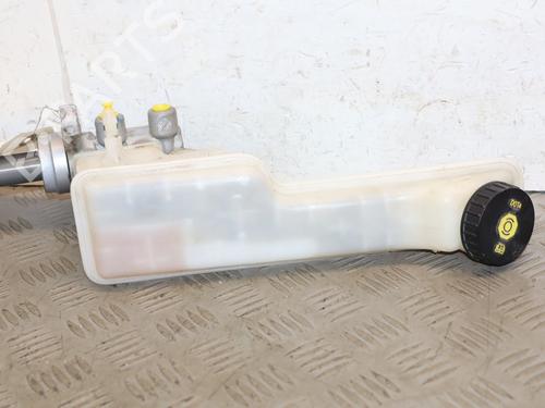 Used Brake master cylinder Brake master cylinder 37675557 37675557