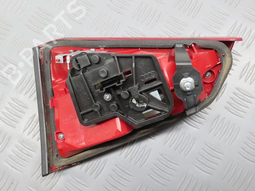 Venstre baglygte bagklap AUDI A4 B8 (8K2) 2.0 TDI (143 hp) 30825053