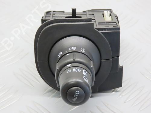 Used Headlight switch Headlight switch RENAULT SCÉNIC II (JM0/1_) 1.9 dCi (JM0G, JM12, JM1G, JM2C) (120 hp) 9374618 9374618