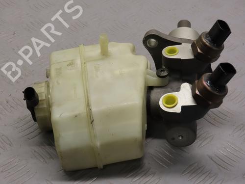Used Brake master cylinder BMW 3 (E46) 330 d (204 hp) 24706237