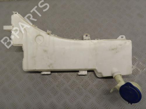 Used Windscreen washer tank PEUGEOT 3008 II SUV (MC_, MR_, MJ_, M4_) 1.2 THP/ PureTech 130 (MRHNSM, MRHNSU, MRHNSJ, MRHNYW,... (131 hp) 25885743