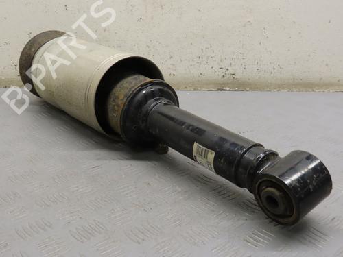 Right front shock absorber LAND ROVER RANGE ROVER SPORT I (L320) 2.7 D 4x4 | BP24520790M17 