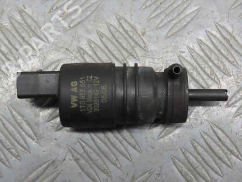 Spylervæskepumpe VW PASSAT B6 (3C2) 2.0 TDI 16V | BP27488980E24 