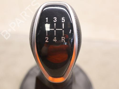 Used Gear lever Gear lever 37675549 37675549