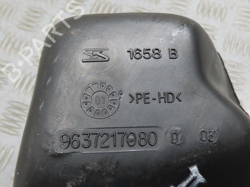 windscreen-washer-tank-peugeot-106-ii-1a_-1c_-1996-1997-1998-1999-2000-2001-2002-2003-2004-2005-24231887 main image