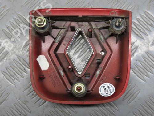 Used Tailgate handle RENAULT CLIO II (BB_, CB_) 1.2 (BB0A, BB0F, BB10, BB1K, BB28, BB2D, BB2H, CB0A,... (58 hp) 17781972