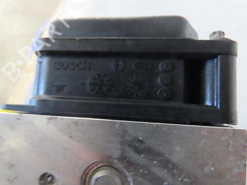 Used ABS pump RENAULT CLIO III (BR0/1, CR0/1) 1.5 dCi (BR17, CR17) (86 hp) 21049682