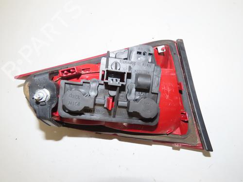 right-tailgate-light-audi-a4-b8-8k2-2007-2008-2009-2010-2011-2012-2013-2014-2015-2016-2017-40162418 main image