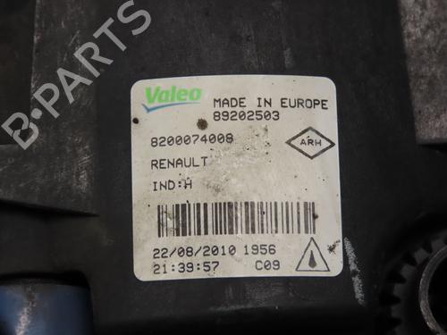Used Right front fog light RENAULT MEGANE III Coupe (DZ0/1_) 2.0 dCi (DZ0L) (160 hp) 17782316