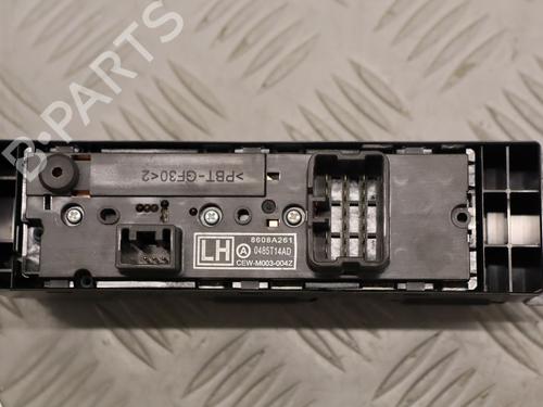 Used Left front window switch Left front window switch CITROËN C4 AIRCROSS 1.6 HDi 115 (114 hp) 34640526 34640526