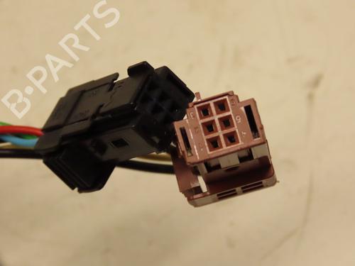 Left mirror PEUGEOT 208 I (CA_, CC_) 1.2 VTI 82 | BP27352044C26