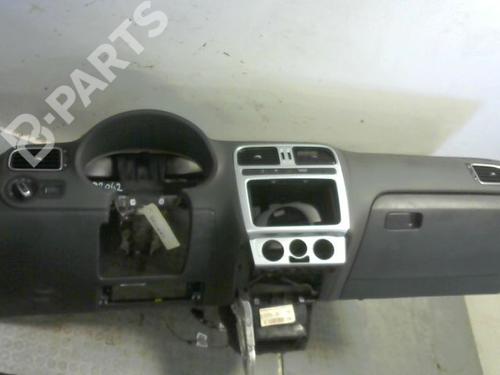 Dashboard VW POLO V (6R1, 6C1) 1.6 TDI (90 hp) 9377061